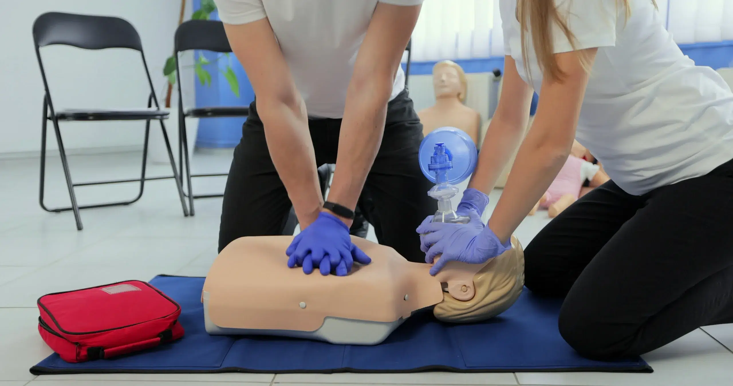 Find CPR Recertification Near You: Courses & Options